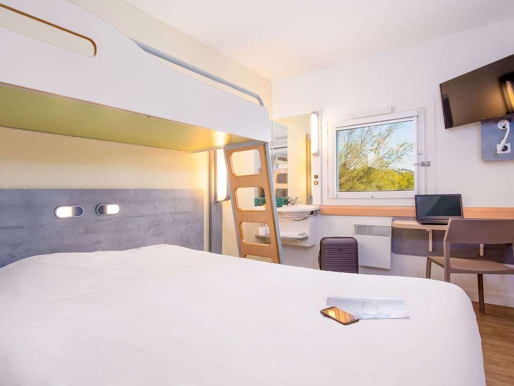 Ibis Budget Frejus Saint Raphael Capitou A8 ภายนอก รูปภาพ